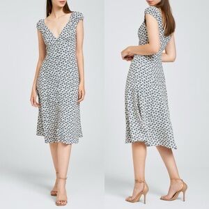 Wayf Nordstrom Ivory Blue Floral Laure Fit & Flare Midi Dress Womens XL NWT